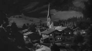 Backdrop to the movie "The Lady Vanishes" #987151