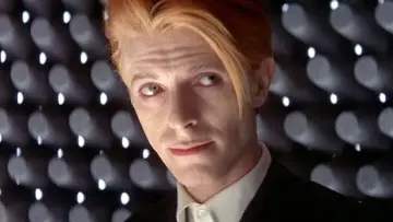 Backdrop to the movie "The Man Who Fell to Earth" #289015