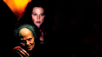 Backdrop to the movie "Snow White: A Tale of Terror" #1007993