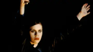Backdrop to the movie "The Craft" #843578