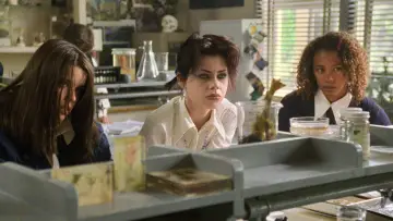 Backdrop to the movie "The Craft" #843611