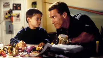 Backdrop to the movie "Jingle All the Way" #736978