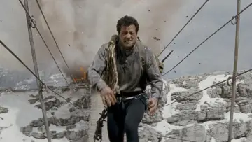 Backdrop to the movie "Cliffhanger" #712126