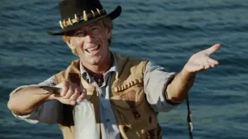 Backdrop to the movie "Crocodile Dundee II" #891744