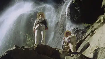 Backdrop to the movie "Fitzcarraldo" #618792