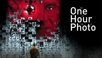 Backdrop to the movie "One Hour Photo" #87713
