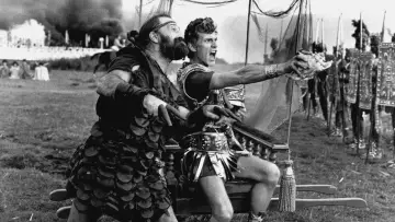 Backdrop to the movie "Caligula" #653160