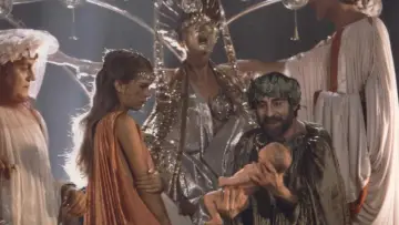 Backdrop to the movie "Caligula" #653199
