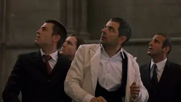 Backdrop to the movie "Johnny English" #1241541
