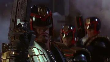 Backdrop to the movie "Judge Dredd" #324657