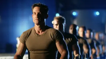 Backdrop to the movie "Soldier" #286942