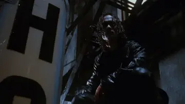 Backdrop to the movie "The Crow" #210572