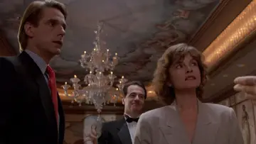 Backdrop to the movie "Dead Ringers" #238086