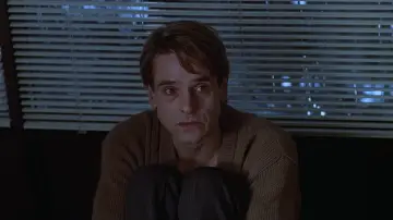 Backdrop to the movie "Dead Ringers" #898190