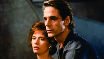 Backdrop to the movie "Dead Ringers" #898193