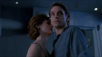 Backdrop to the movie "Dead Ringers" #949769