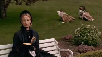 Backdrop to the movie "Little Women" #855386