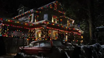 Backdrop to the movie "Black Christmas" #1008312