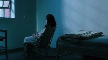 Backdrop to the movie "Black Christmas" #1008313