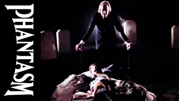 Backdrop to the movie "Phantasm" #276673