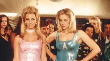 Backdrop to the movie "Romy and Michele