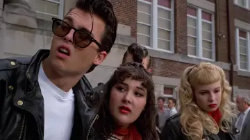 Backdrop to the movie "Cry-Baby" #817198