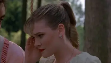 Backdrop to the movie "Cry-Baby" #944274