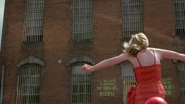 Backdrop to the movie "Cry-Baby" #944309