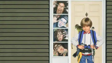 Backdrop to the movie "Home Alone 3" #322107