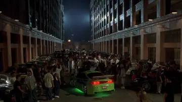 Backdrop to the movie "The Fast and the Furious" #992912