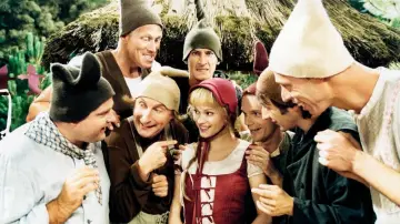 Backdrop to the movie "7 Zwerge - Männer allein im Wald" #381492