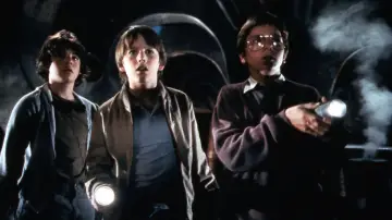 Backdrop to the movie "Explorers" #297480