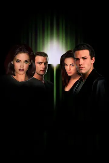 Poster to the movie "Phantoms" #1018896