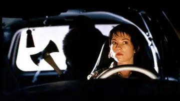 Backdrop to the movie "Urban Legend" #861342