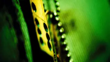 Backdrop to the movie "Domino" #881466