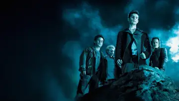 Backdrop to the movie "The Covenant" #868848