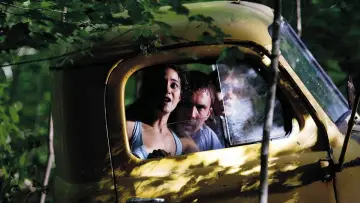 Backdrop to the movie "Wrong Turn" #610072