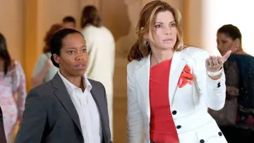 Backdrop to the movie "Miss Congeniality 2: Armed and Fabulous" #883559