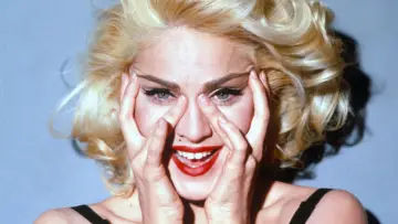 Backdrop to the movie "Madonna: Truth or Dare" #406426