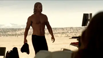 Backdrop to the movie "Thor" #1642673