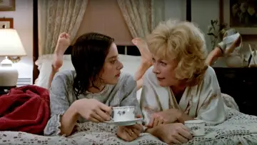 Backdrop to the movie "Terms of Endearment" #991412