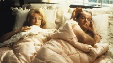 Backdrop to the movie "Terms of Endearment" #991414