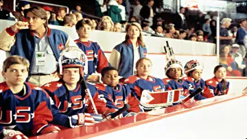 Backdrop to the movie "D2: The Mighty Ducks" #1049805