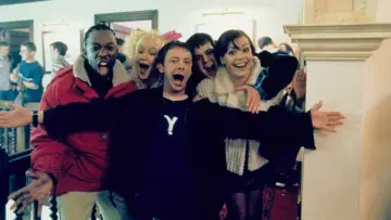 Backdrop to the movie "Human Traffic" #995473