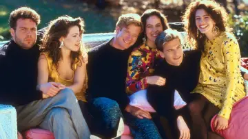 Backdrop to the movie "Mystic Pizza" #295679