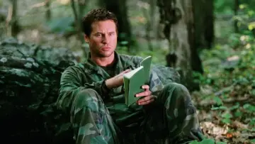 Backdrop to the movie "Spartan" #1165968