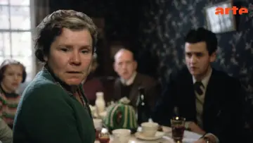 Backdrop to the movie "Vera Drake" #1185381