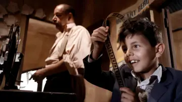 Backdrop to the movie "Cinema Paradiso" #670406
