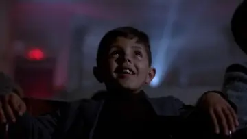 Backdrop to the movie "Cinema Paradiso" #670408