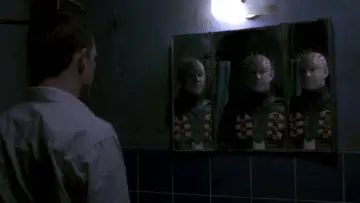 Backdrop to the movie "Hellraiser: Hellseeker" #1201231